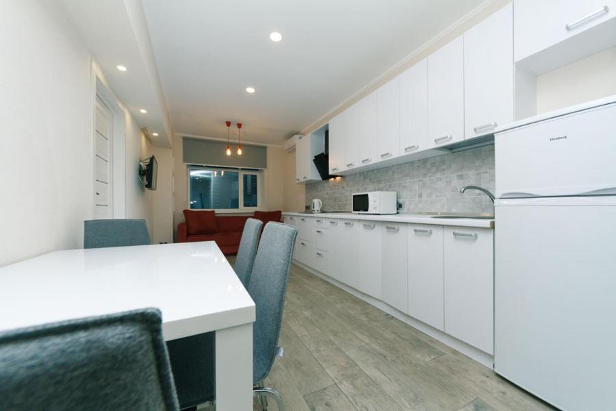 Apartments SmartHause Kiev Extérieur photo
