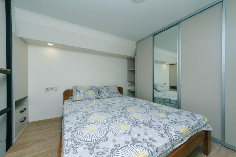 Apartments SmartHause Kiev Extérieur photo